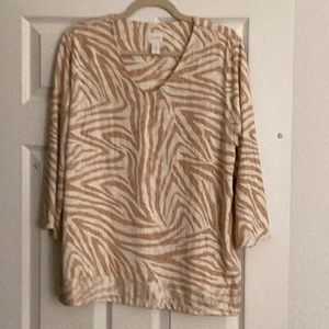 Soft giraffe print shirt